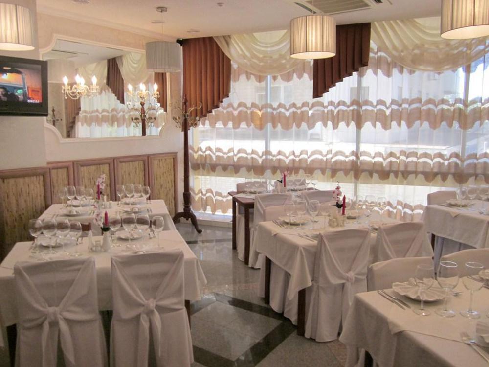 Soborniy Hotel Zaporizhia Eksteriør bilde